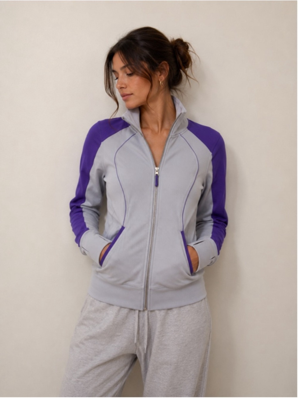 Lululemon Athletica Contempo Jacket Cool Breeze Purple Lavender Womens Size 6